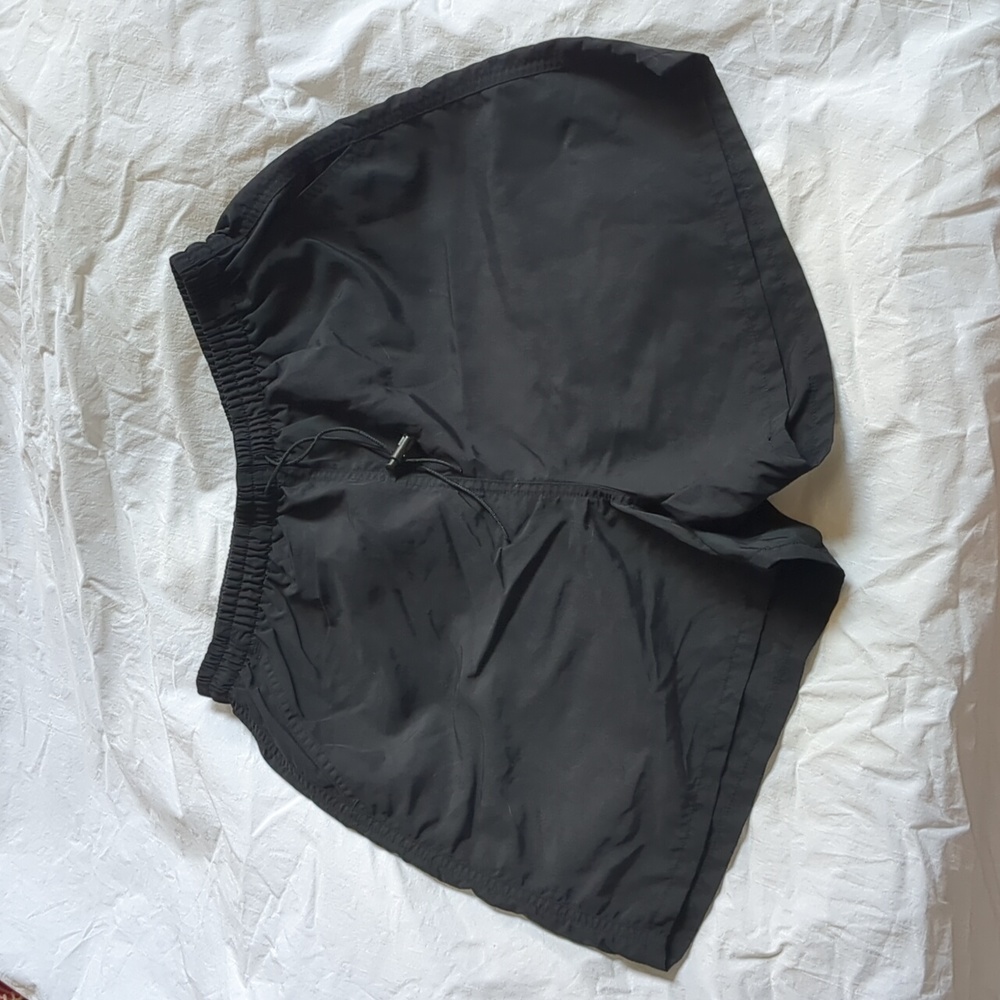 MEC shorts black vintage River shorts pockets medium